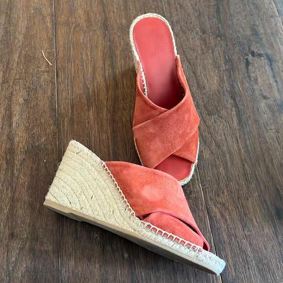 Rust colored suede espadrilles - Picture 1 of 4